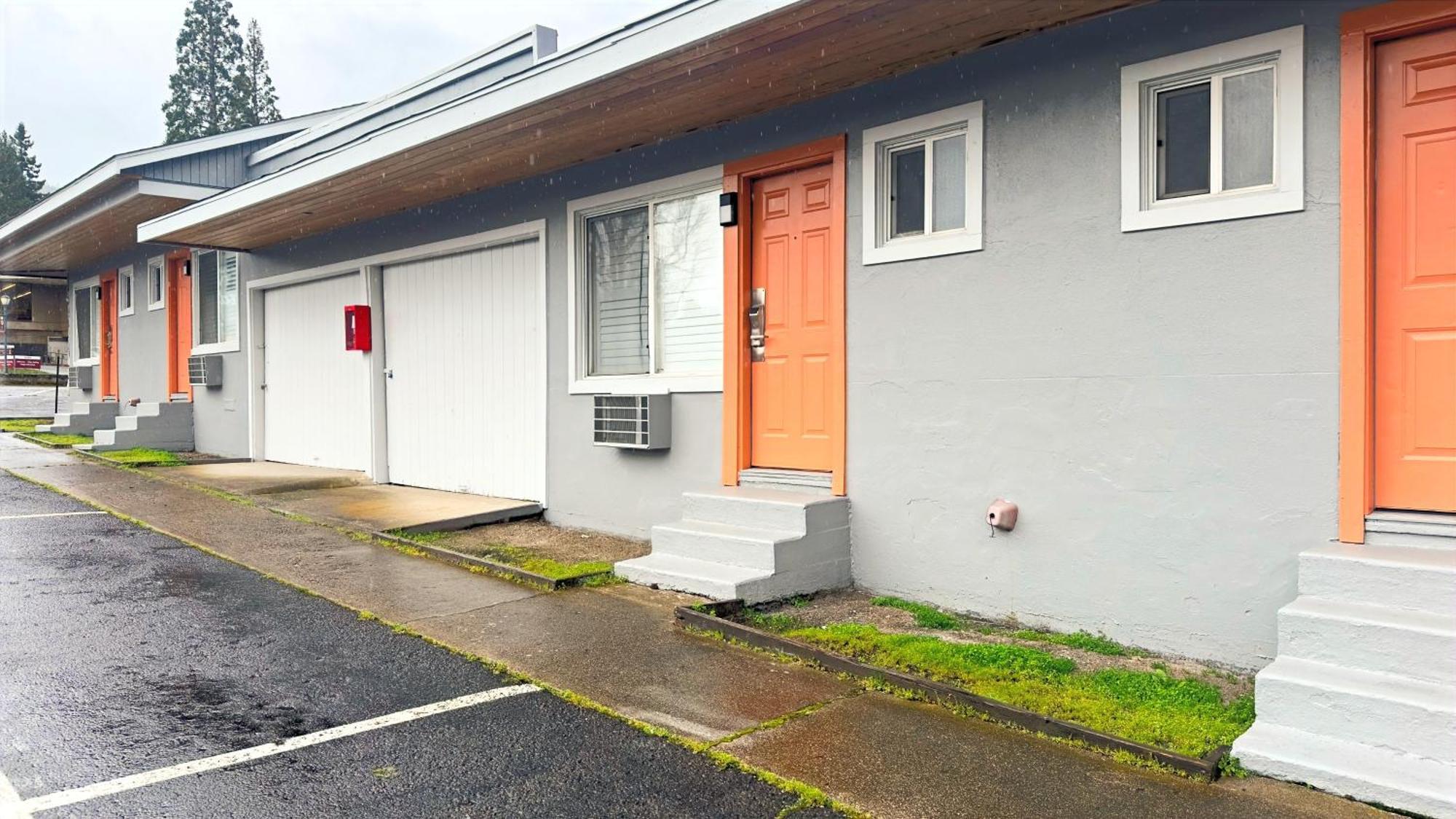 Ashland Motel - Oregon Exterior photo